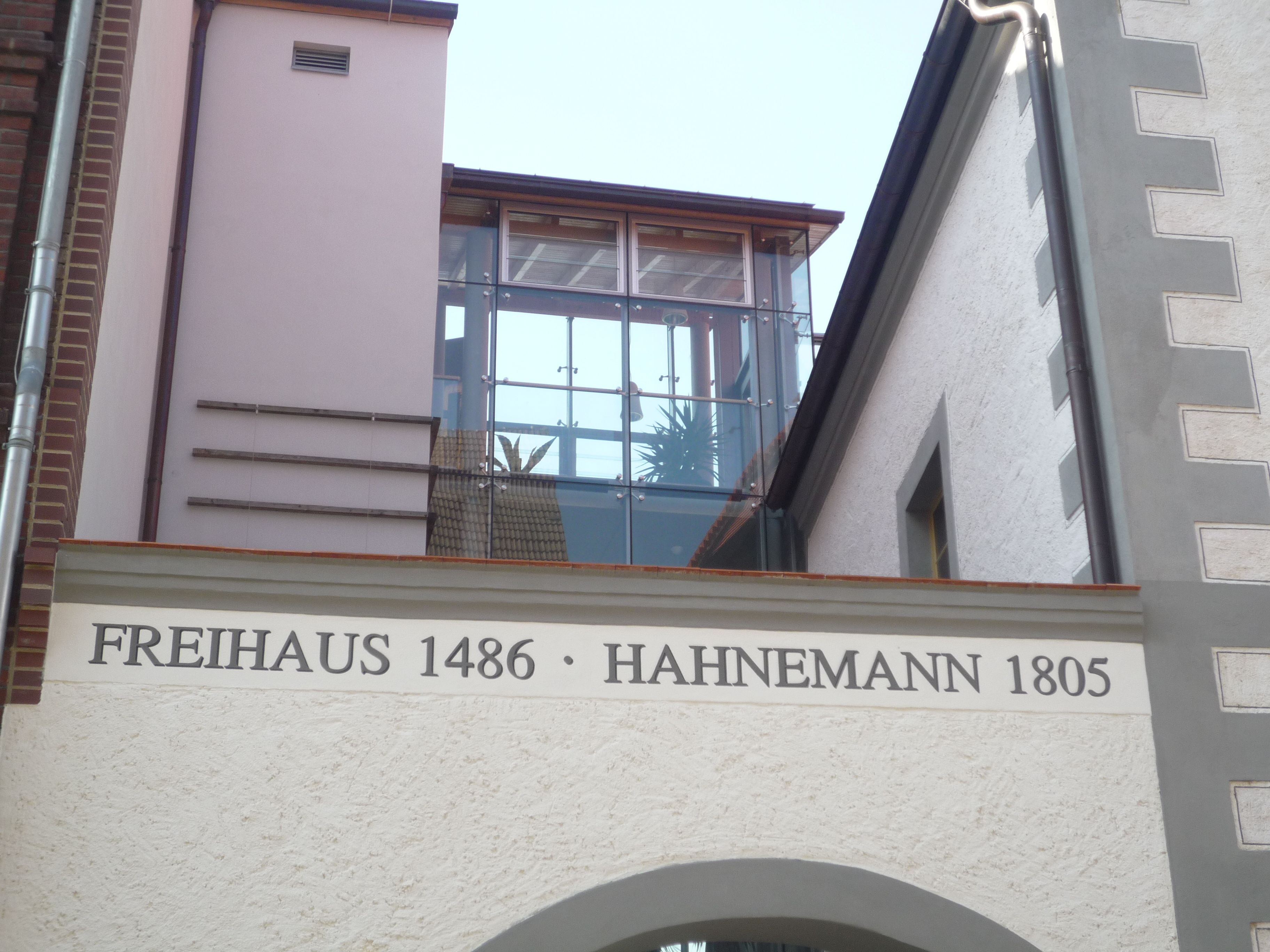 Historische Daten des Freihaus 1486 und Hahnemann 1805